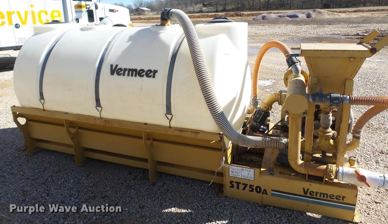image for item DD2350 2000 Vermeer ST750A mud mixer