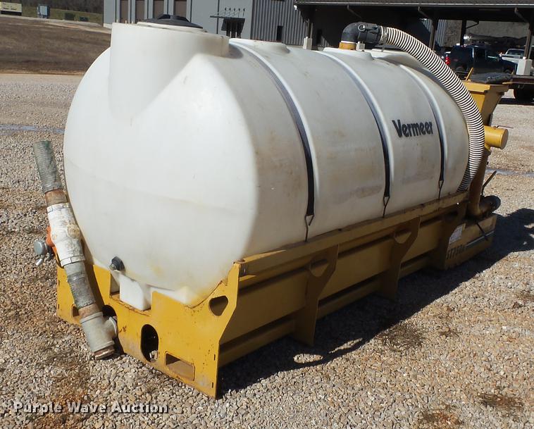 image for item DD2351 2000 Vermeer ST750A mud mixer