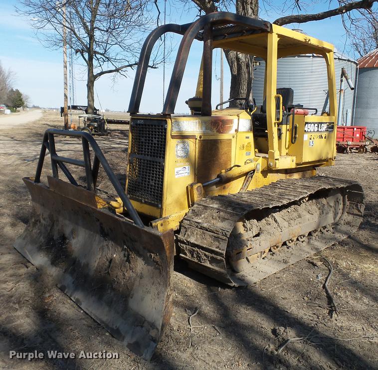 image for item DD2356 1996 John Deere 450G LGP Series IV dozer