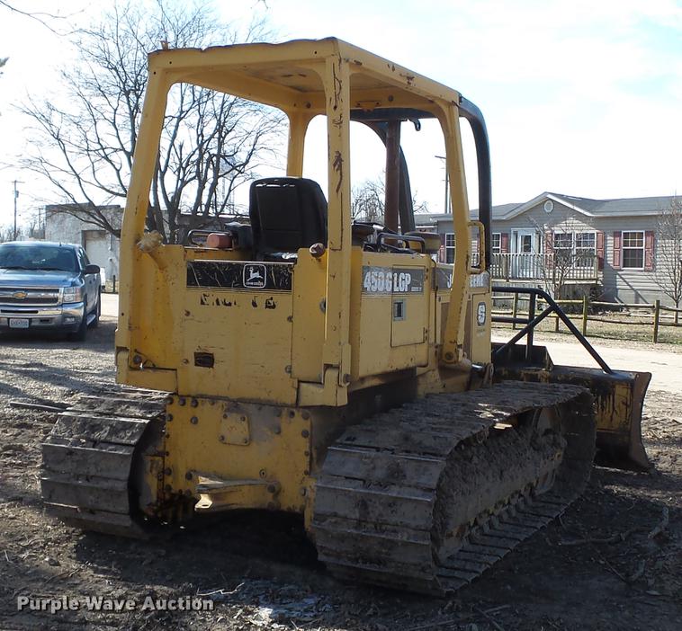image for item DD2356 1996 John Deere 450G LGP Series IV dozer