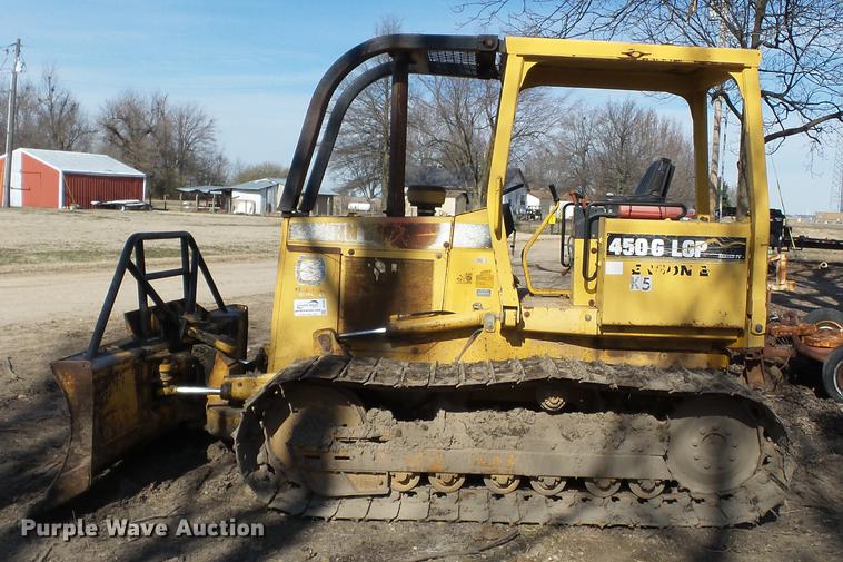 image for item DD2356 1996 John Deere 450G LGP Series IV dozer