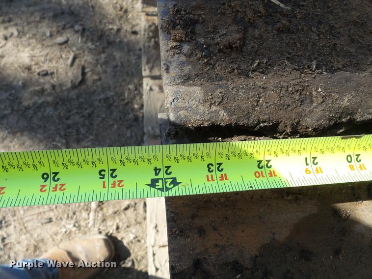 image for item DD2356 1996 John Deere 450G LGP Series IV dozer