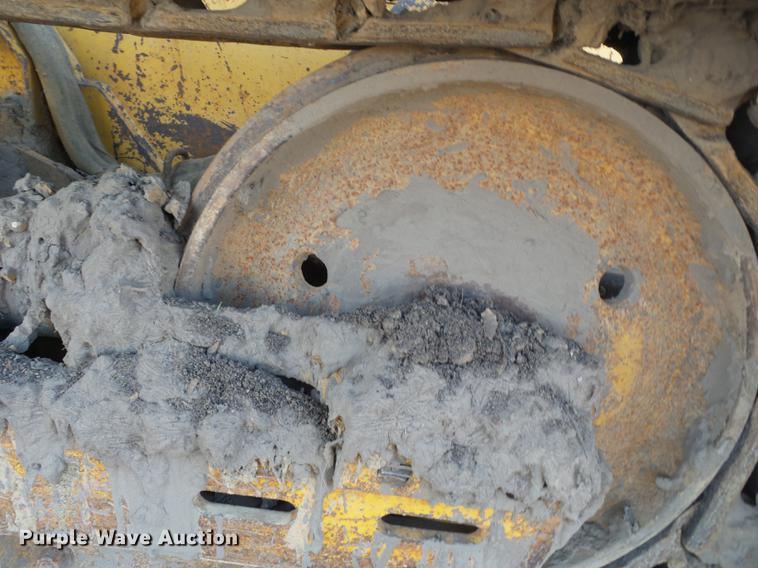 image for item DD2356 1996 John Deere 450G LGP Series IV dozer