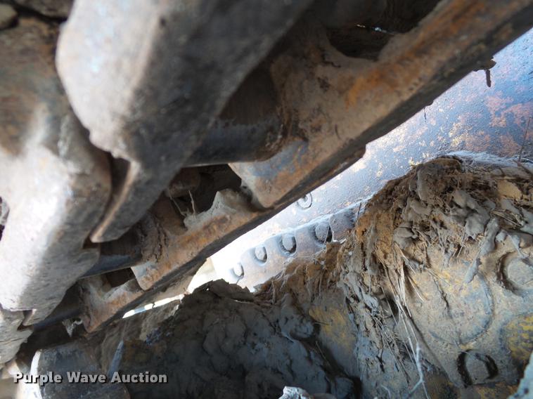 image for item DD2356 1996 John Deere 450G LGP Series IV dozer