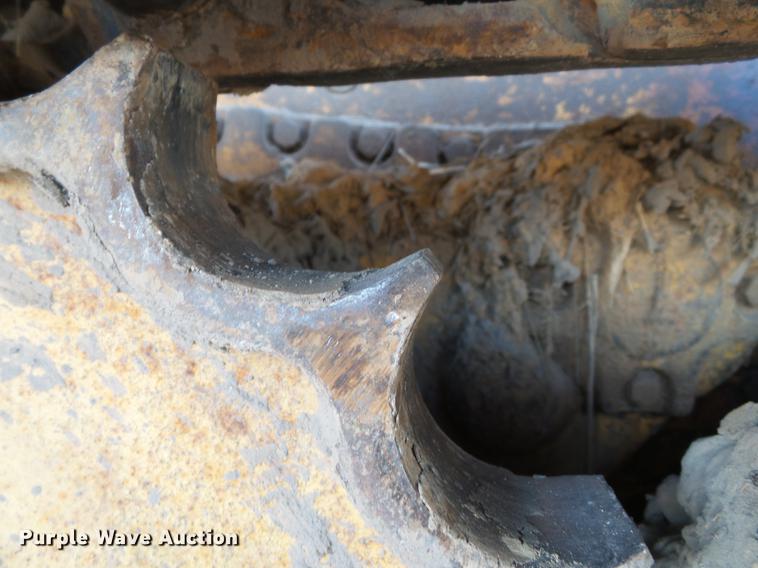 image for item DD2356 1996 John Deere 450G LGP Series IV dozer