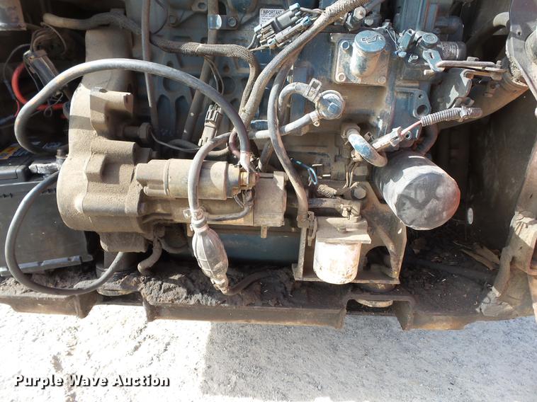 image for item DD2358 2005 Bobcat S185 skid steer