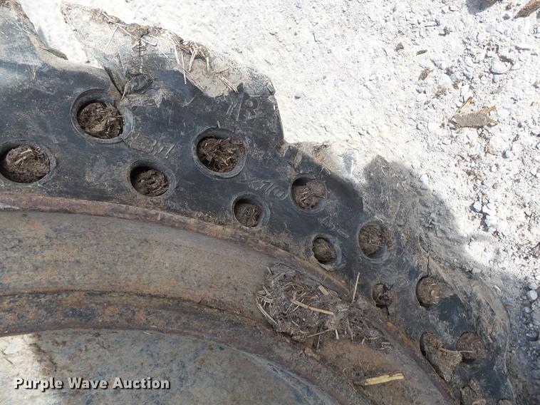 image for item DD2358 2005 Bobcat S185 skid steer