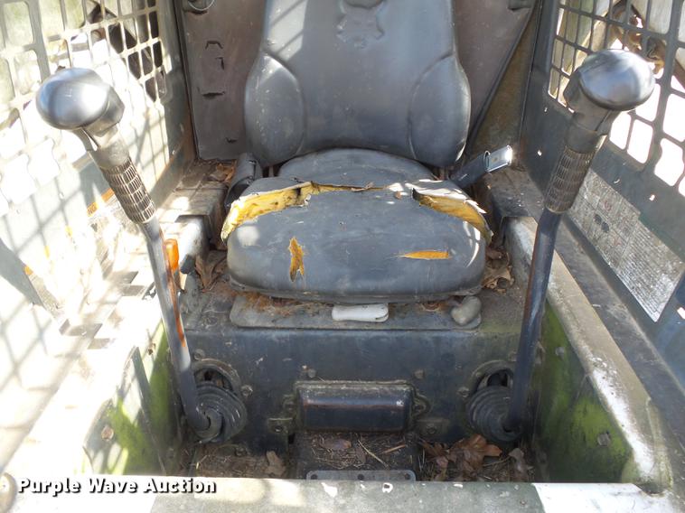 image for item DD2358 2005 Bobcat S185 skid steer
