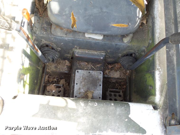 image for item DD2358 2005 Bobcat S185 skid steer