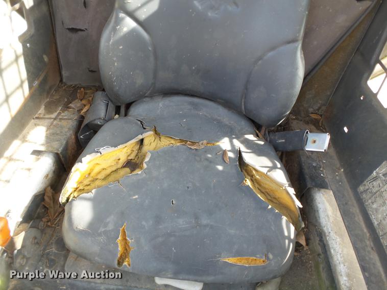 image for item DD2358 2005 Bobcat S185 skid steer