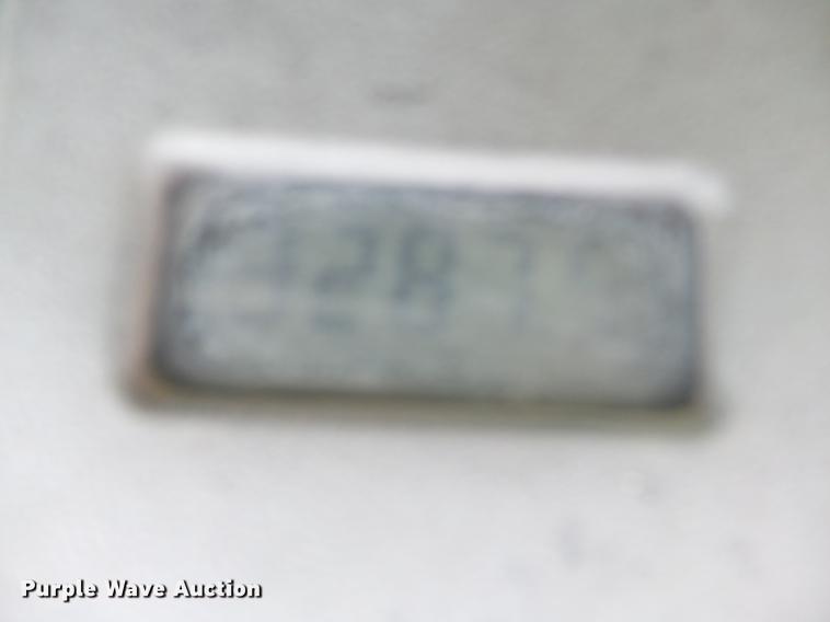 image for item DD2358 2005 Bobcat S185 skid steer