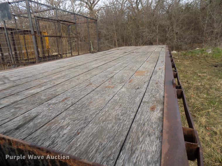 image for item DD3579 2000 Sure Pull equipment trailer