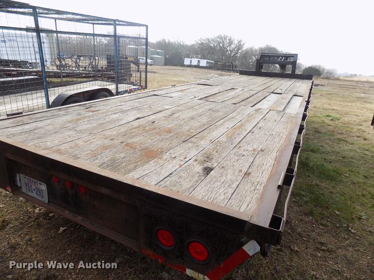 image for item DD3579 2000 Sure Pull equipment trailer