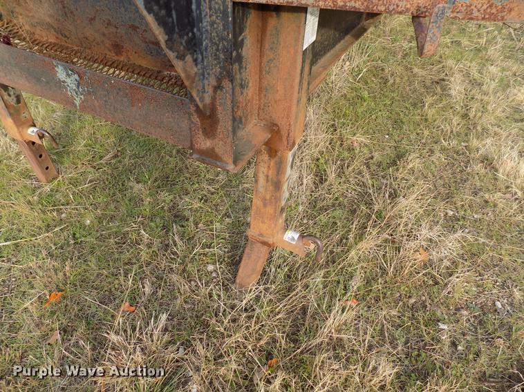 image for item DD3579 2000 Sure Pull equipment trailer