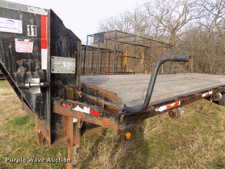 image for item DD3579 2000 Sure Pull equipment trailer
