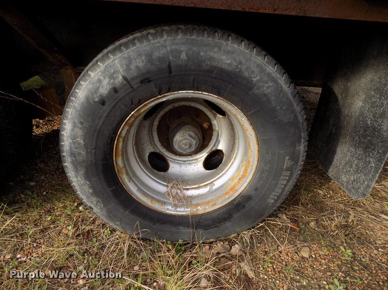 image for item DD3579 2000 Sure Pull equipment trailer