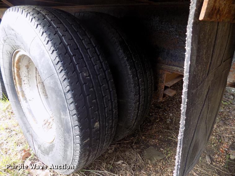 image for item DD3579 2000 Sure Pull equipment trailer