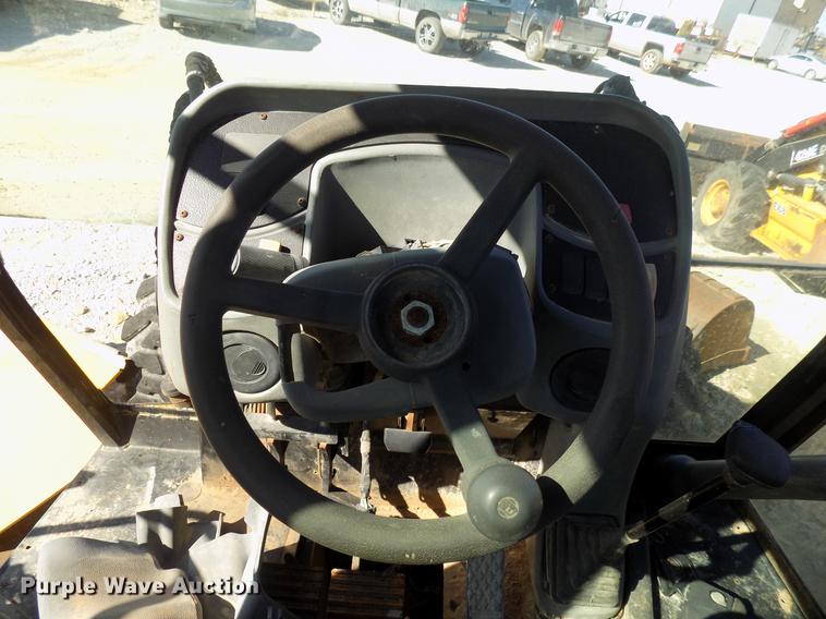 image for item DD3584 2004 Caterpillar 420D backhoe