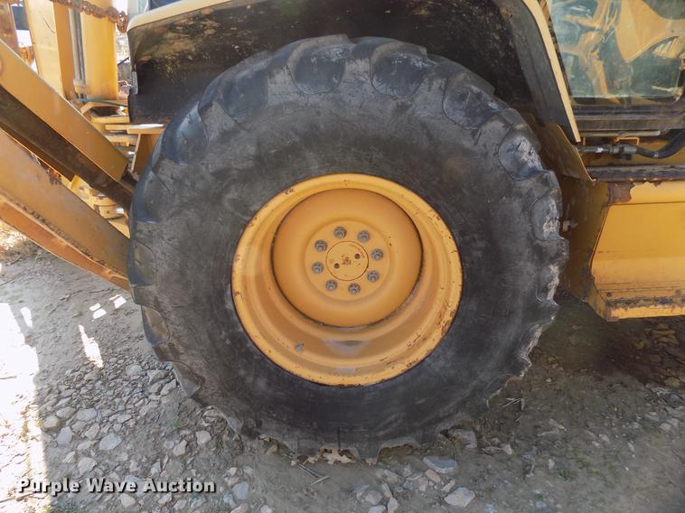 image for item DD3584 2004 Caterpillar 420D backhoe
