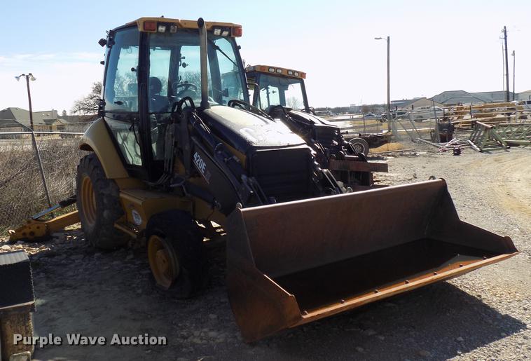 image for item DD3585 2006 Caterpillar 420E IT backhoe
