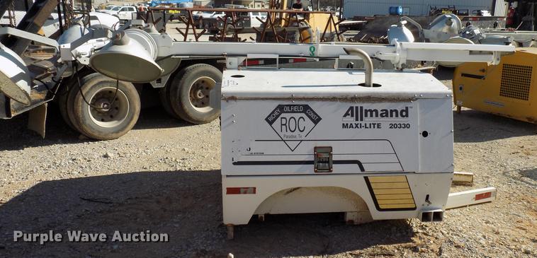 image for item DD3591 Allmand Max Lite 20330 light plant