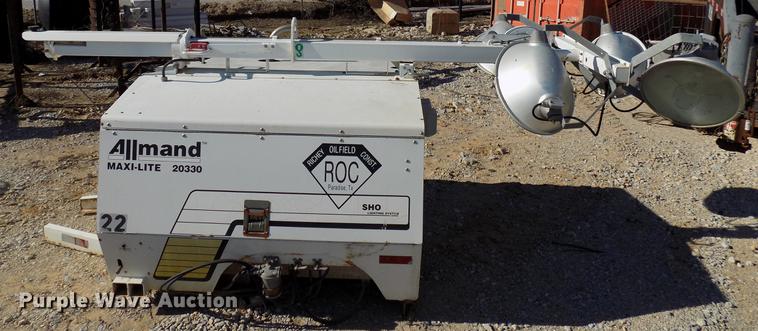 image for item DD3591 Allmand Max Lite 20330 light plant
