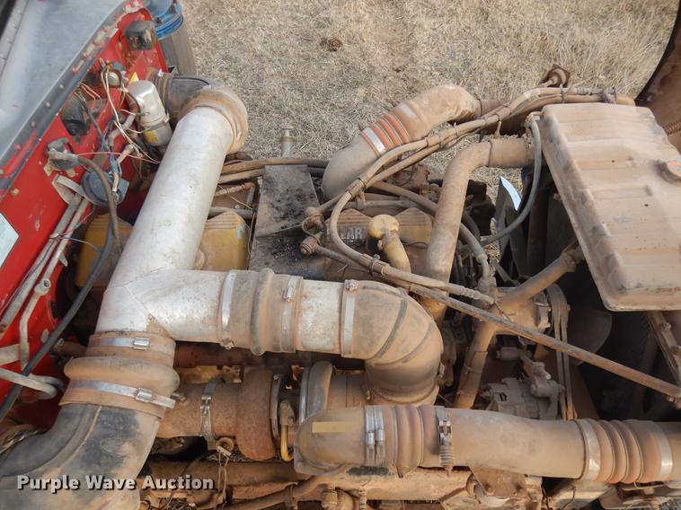 image for item DD3610 1996 Peterbilt 379 semi truck