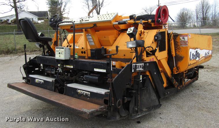 image for item DD4437 2006 LeeBoy 8515 paver