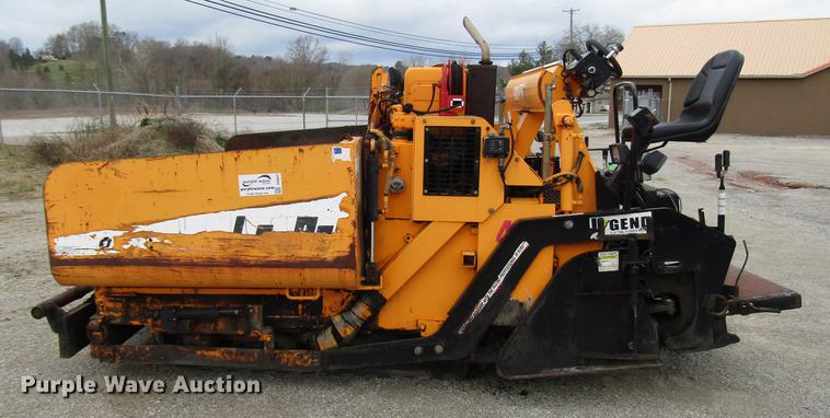 image for item DD4437 2006 LeeBoy 8515 paver