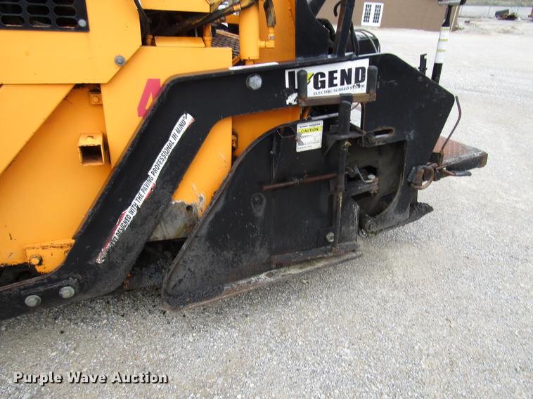 image for item DD4437 2006 LeeBoy 8515 paver