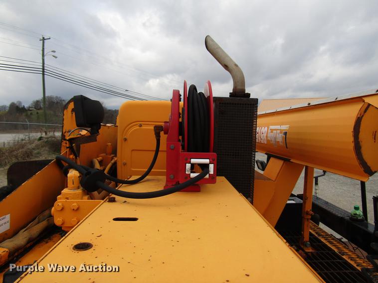 image for item DD4437 2006 LeeBoy 8515 paver