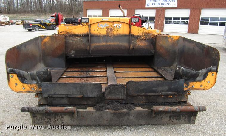 image for item DD4437 2006 LeeBoy 8515 paver