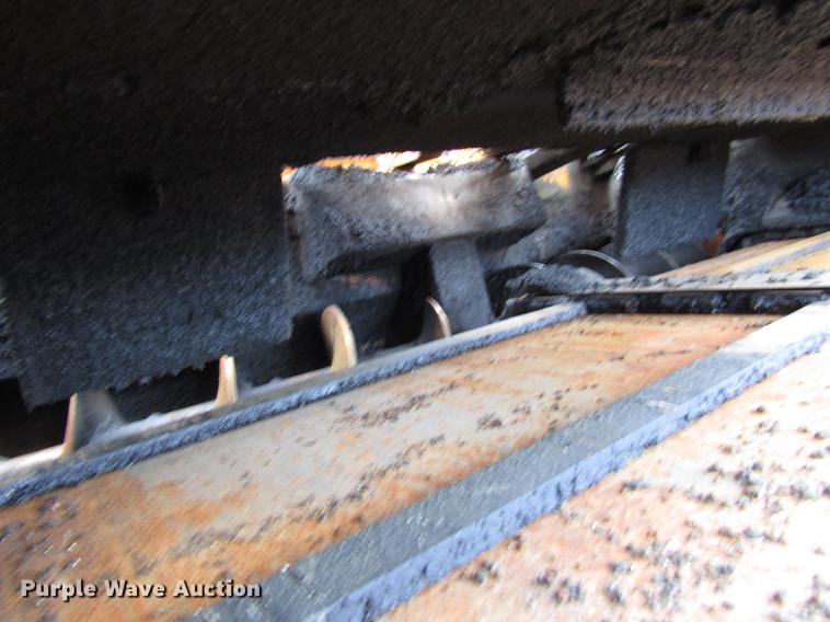 image for item DD4437 2006 LeeBoy 8515 paver