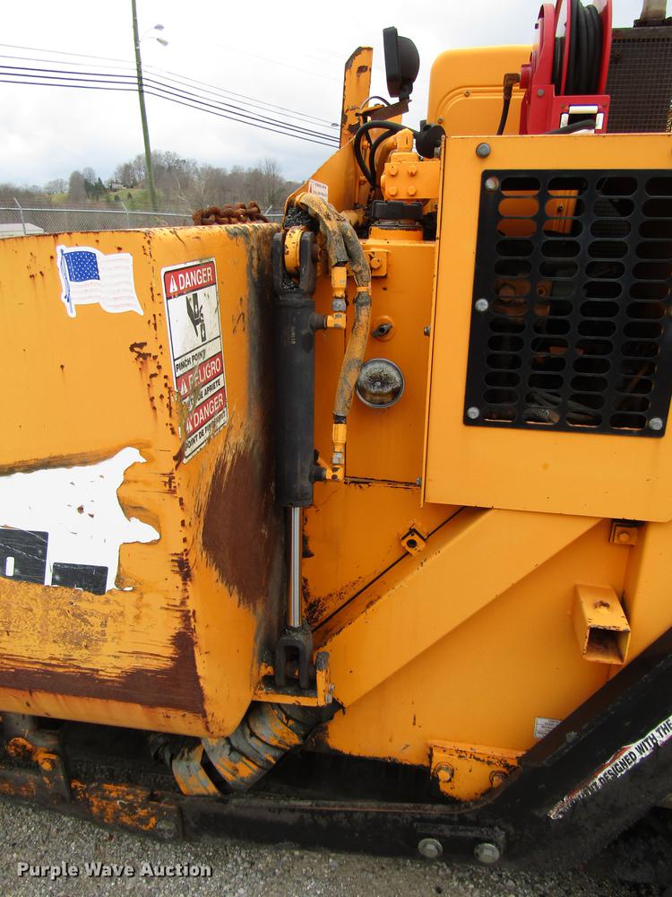 image for item DD4437 2006 LeeBoy 8515 paver