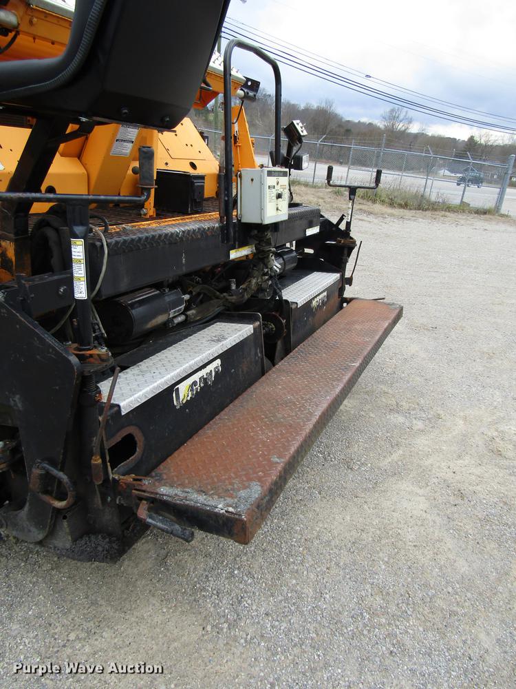 image for item DD4437 2006 LeeBoy 8515 paver