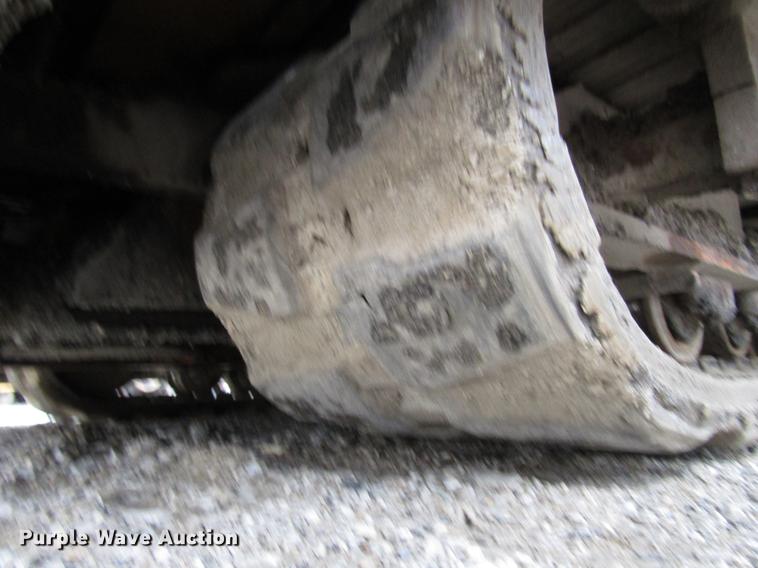 image for item DD4437 2006 LeeBoy 8515 paver