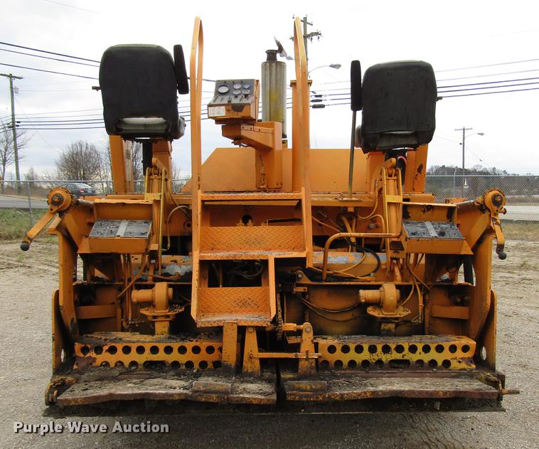 image for item DD4439 2000 Blaw Knox 161 paver