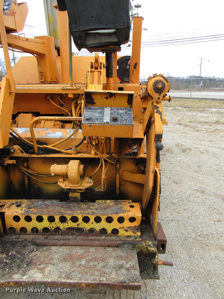 image for item DD4439 2000 Blaw Knox 161 paver