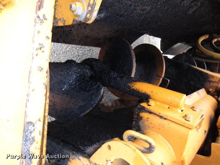 image for item DD4439 2000 Blaw Knox 161 paver