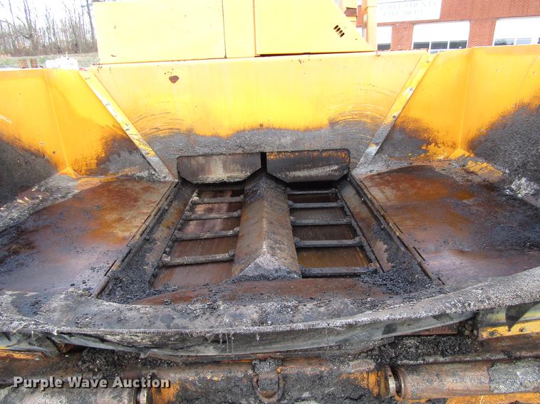 image for item DD4439 2000 Blaw Knox 161 paver