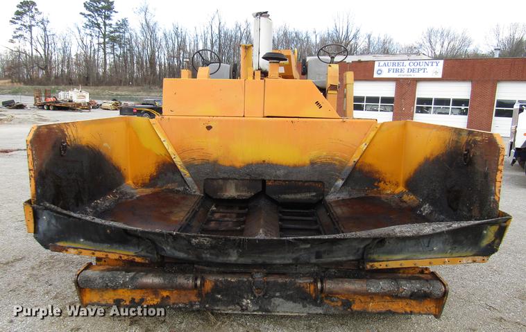 image for item DD4439 2000 Blaw Knox 161 paver