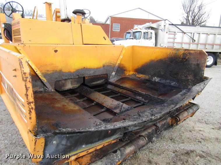 image for item DD4439 2000 Blaw Knox 161 paver