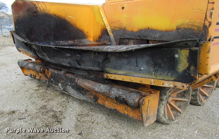 image for item DD4439 2000 Blaw Knox 161 paver