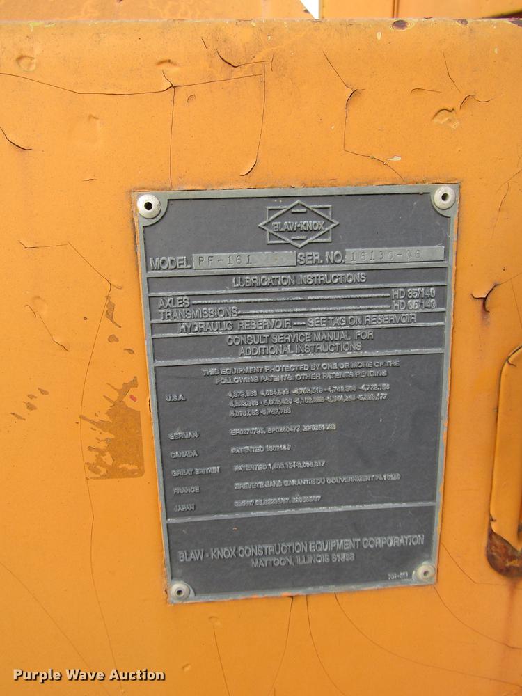 image for item DD4439 2000 Blaw Knox 161 paver