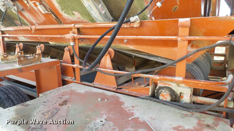 image for item DE4930 1973 Ross 250-8 Mobiliner Central Mix concrete plant