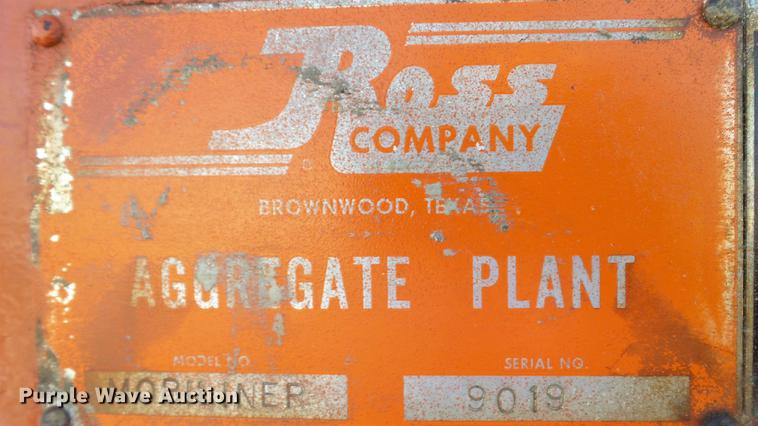 image for item DE4930 1973 Ross 250-8 Mobiliner Central Mix concrete plant