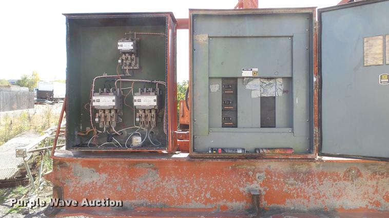 image for item DE4930 1973 Ross 250-8 Mobiliner Central Mix concrete plant