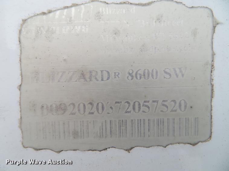 image for item DE4953 2004 Isuzu NPC7SC dump truck