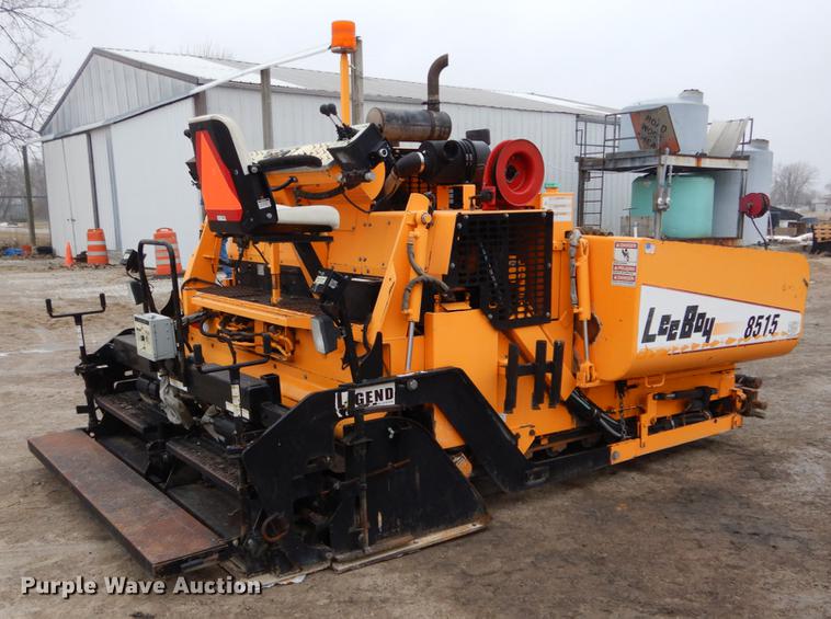 image for item DE6002 2008 LeeBoy 8515 paver