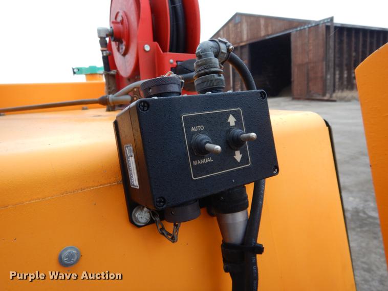 image for item DE6002 2008 LeeBoy 8515 paver